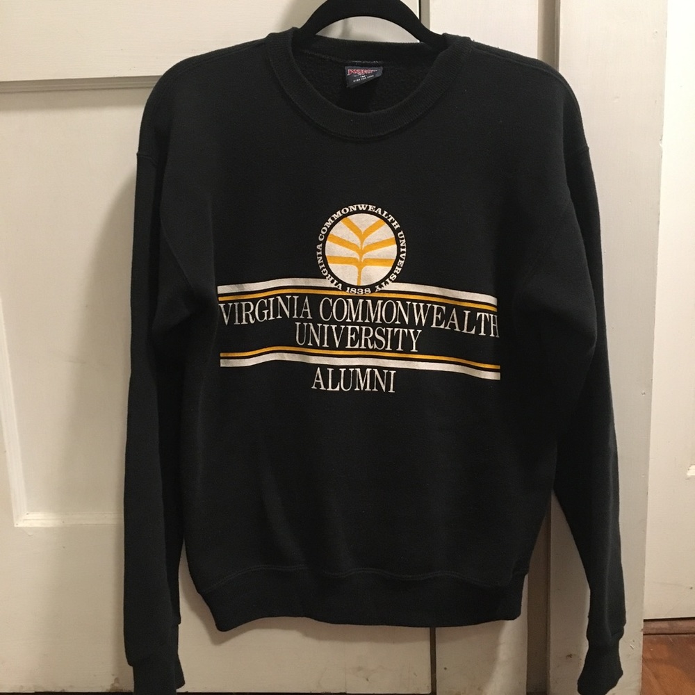 VINTAGE Jansport VCU Sweatshirt
